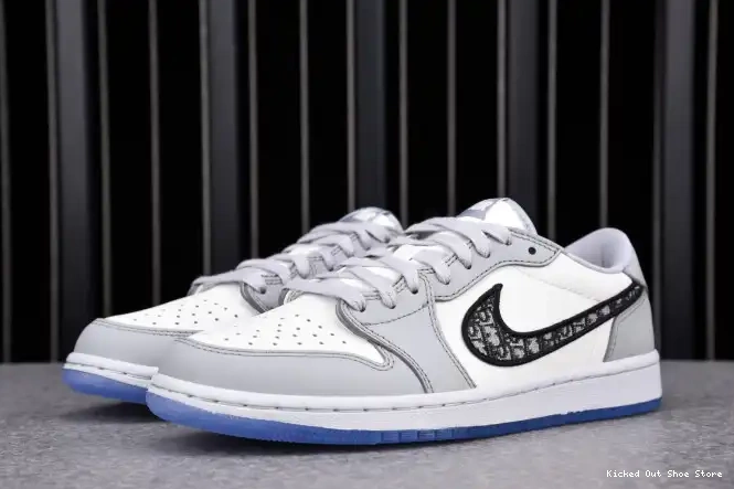 Kicked Out Shoe Store box) 1 DR JORDAN OG X CN8607-002 (DR shoe LOW 0613